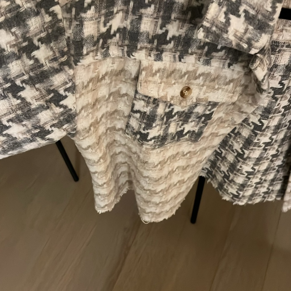 Wool Shacket - Picture 4 of 5